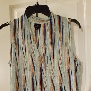 Worthington tunic, sleeveless v-neck